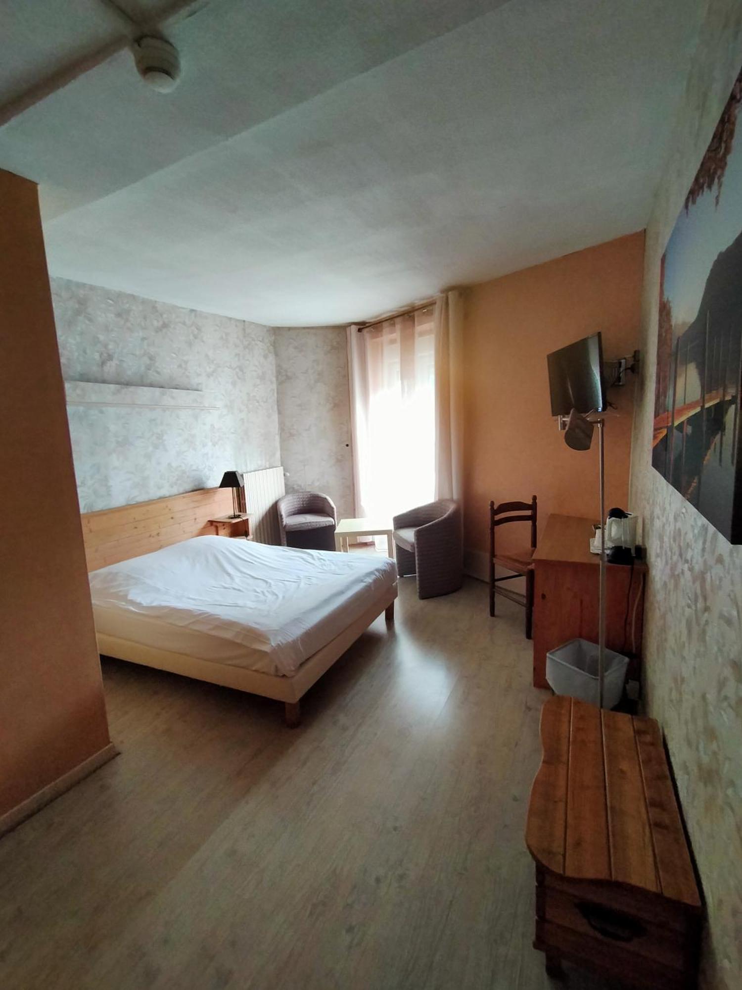 Hotel Les Alpes Allevard Pokój zdjęcie